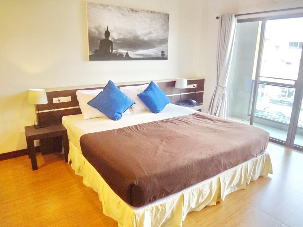 Sleep Tight Hotel Jomtien Beach Exterior photo