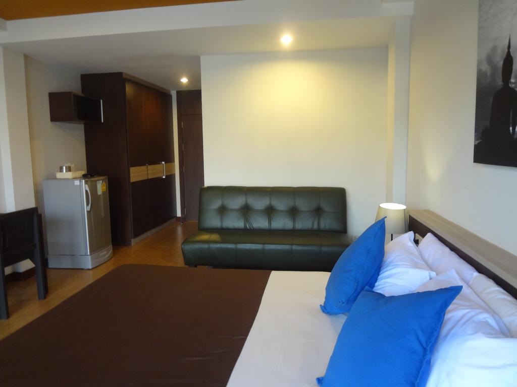 Sleep Tight Hotel Jomtien Beach Exterior photo